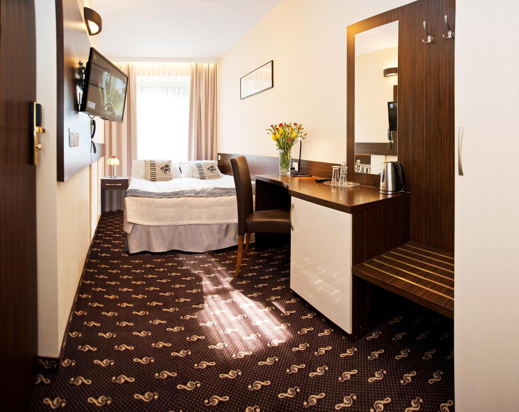 Hotel Fryderyk นือซา ห้อง รูปภาพ